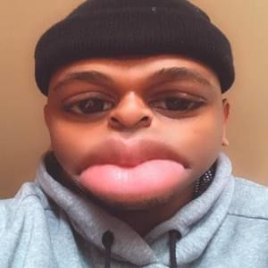 Meet your Posher, Ray